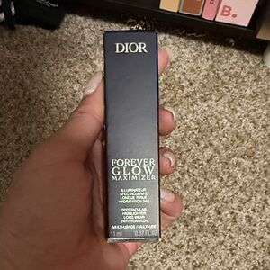 Forever Glow Maximizer Longwear Liquid Highlighter - Pink